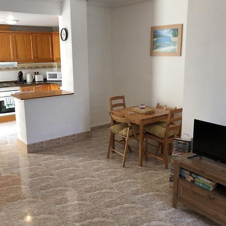 Torrevieja, La Torreta Ground Floor Apartment With Large Private Patio Garden Dış mekan fotoğraf