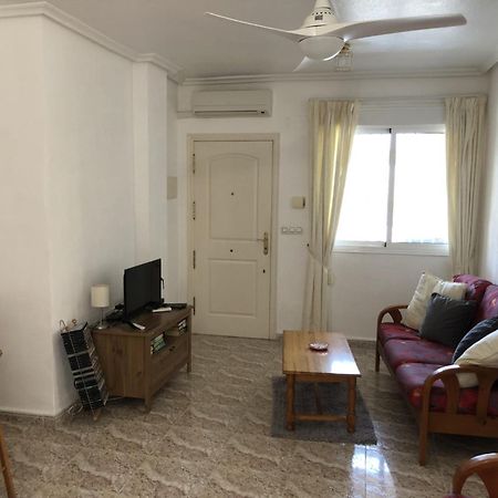 Torrevieja, La Torreta Ground Floor Apartment With Large Private Patio Garden Dış mekan fotoğraf