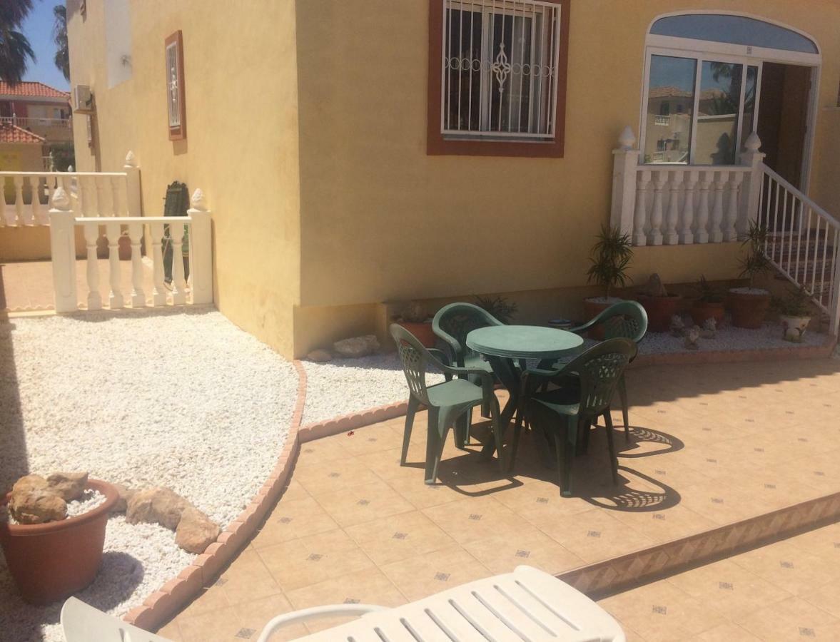 Torrevieja, La Torreta Ground Floor Apartment With Large Private Patio Garden Dış mekan fotoğraf